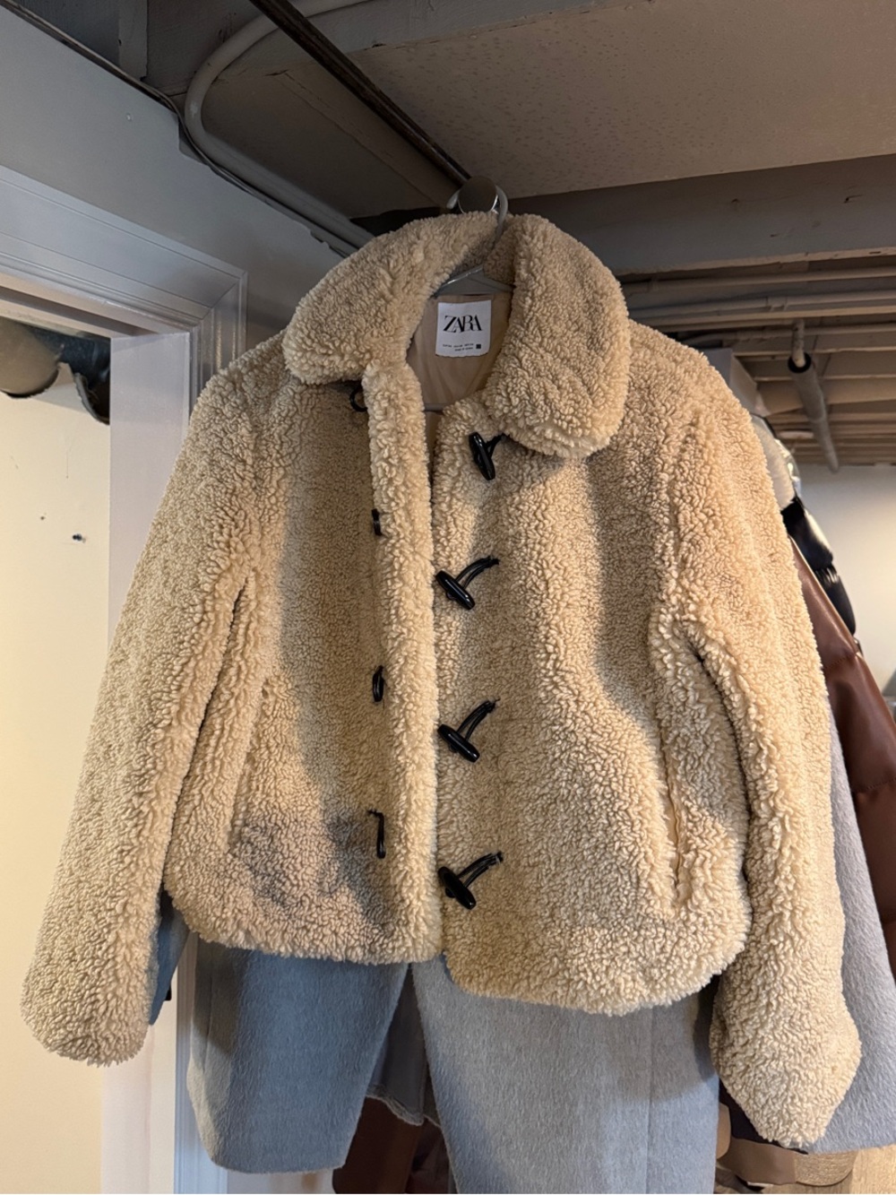 ZARA Cream Teddy Toggle Jacket - Plush Faux Shearling Coat